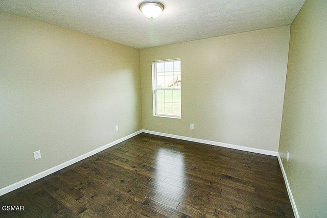 412 Sulphur Court, Kodak, TN 37764