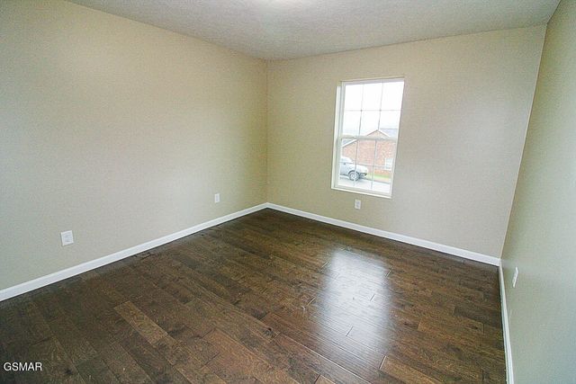 412 Sulphur Court, Kodak, TN 37764