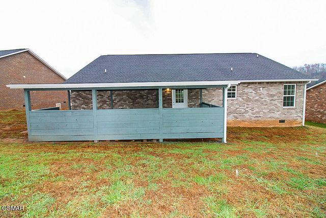 412 Sulphur Court, Kodak, TN 37764