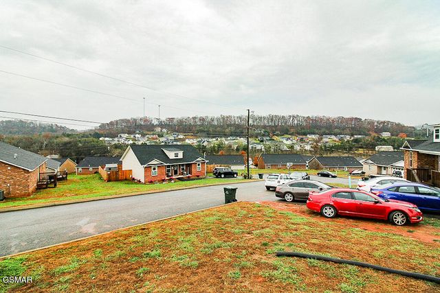 412 Sulphur Court, Kodak, TN 37764