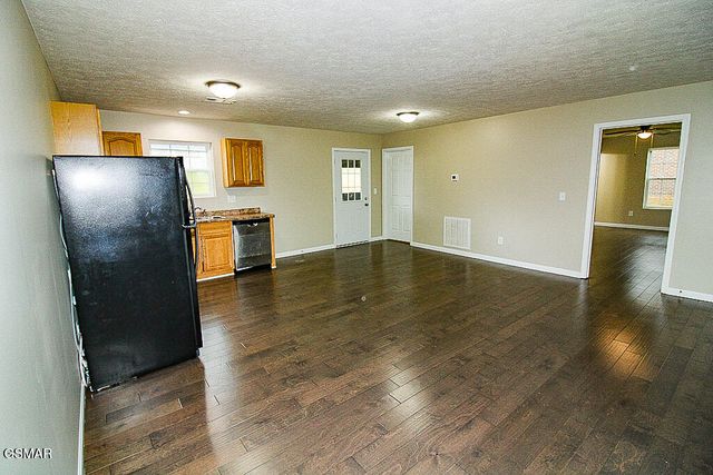 412 Sulphur Court, Kodak, TN 37764