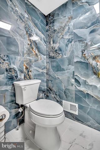 10 SAWGRASS CT, Monroe Township, NJ 08831