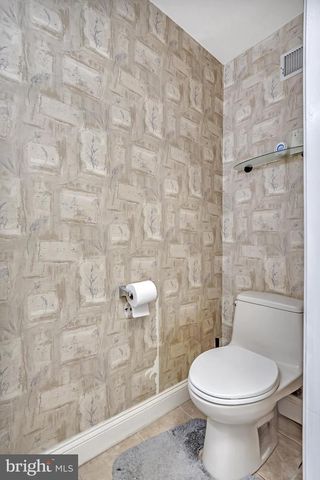 10 SAWGRASS CT, Monroe Township, NJ 08831