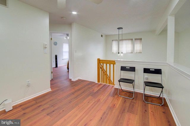 10 SAWGRASS CT, Monroe Township, NJ 08831