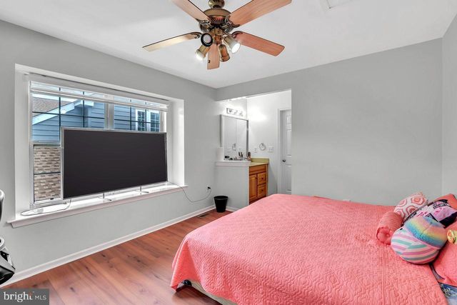 10 SAWGRASS CT, Monroe Township, NJ 08831