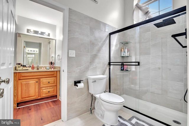 10 SAWGRASS CT, Monroe Township, NJ 08831