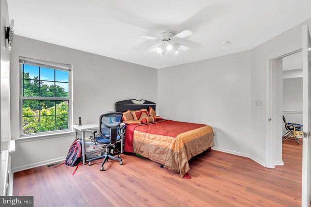 10 SAWGRASS CT, Monroe Township, NJ 08831