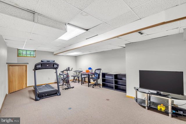 10 SAWGRASS CT, Monroe Township, NJ 08831