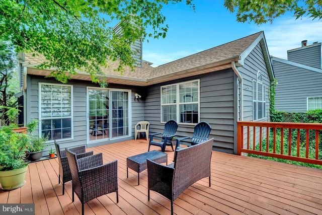 10 SAWGRASS CT, Monroe Township, NJ 08831