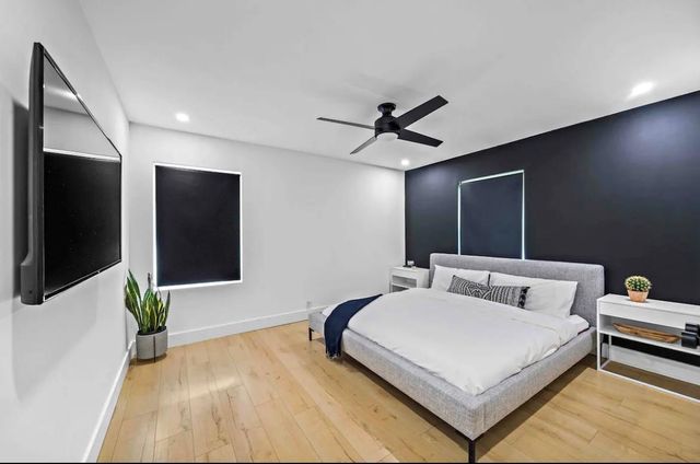 5401 W 43rd Street, Houston, TX 77092