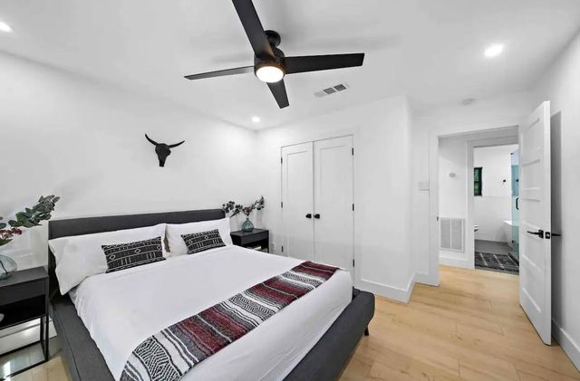 5401 W 43rd Street, Houston, TX 77092