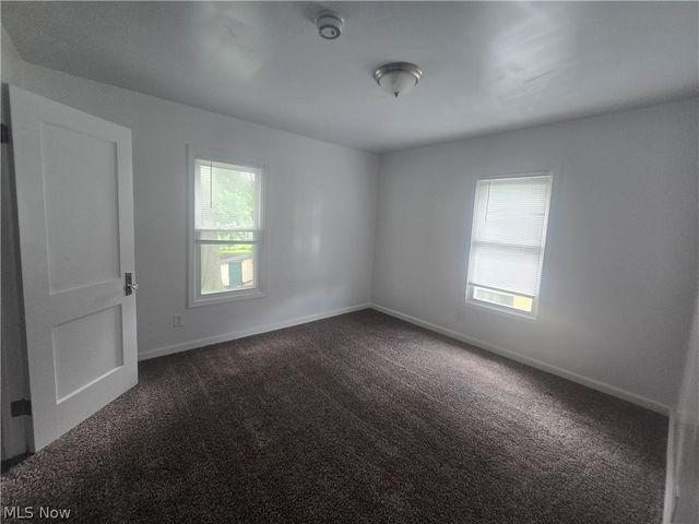 1262 South Street SE, Warren, OH 44483