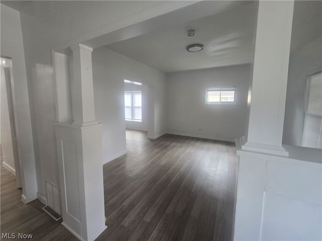 1262 South Street SE, Warren, OH 44483