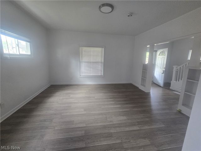 1262 South Street SE, Warren, OH 44483