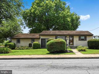 1526 LAFAYETTE ST, Lebanon, PA 17042