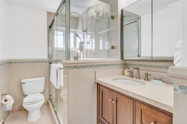 1500 Ocean Bay Dr J7, Key Largo, FL 33037