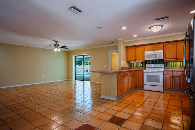 2339 RIVERWOOD PINES DRIVE, Sarasota, FL 34231