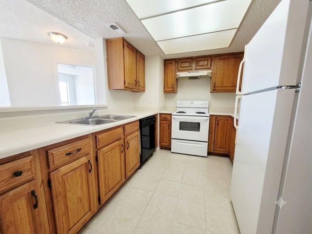2826 S Bartell Drive 38, Houston, TX 77054
