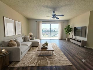 2826 S Bartell Drive 38, Houston, TX 77054