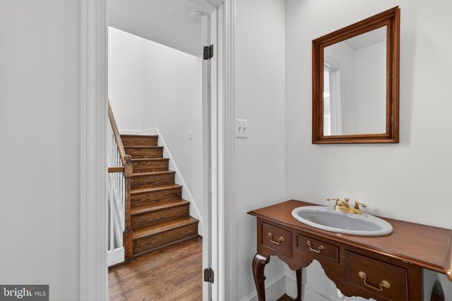 306 9TH ST SE, Washington, DC 20003