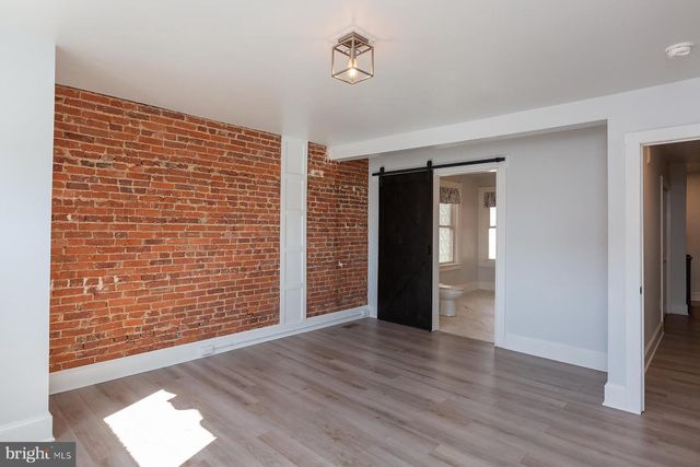 617 E END AVE, Lancaster, PA 17602