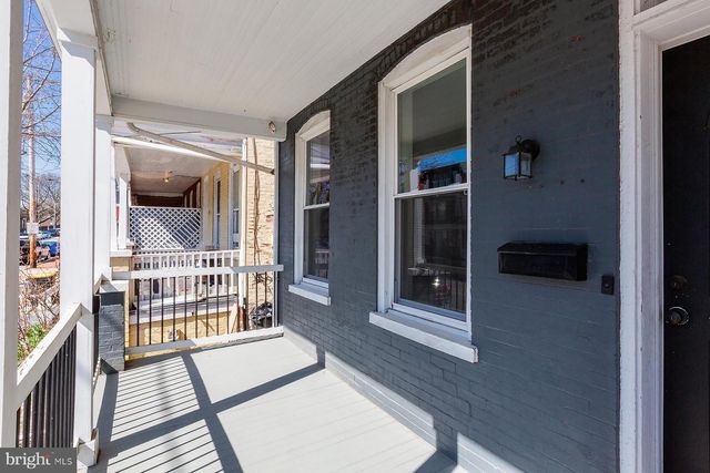 617 E END AVE, Lancaster, PA 17602