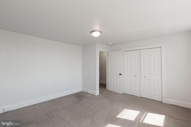 617 E END AVE, Lancaster, PA 17602