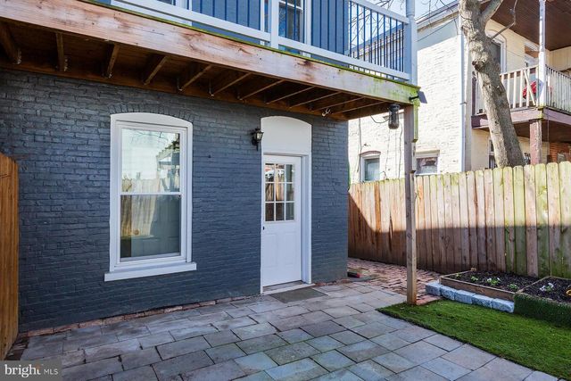 617 E END AVE, Lancaster, PA 17602