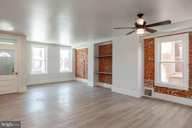 617 E END AVE, Lancaster, PA 17602