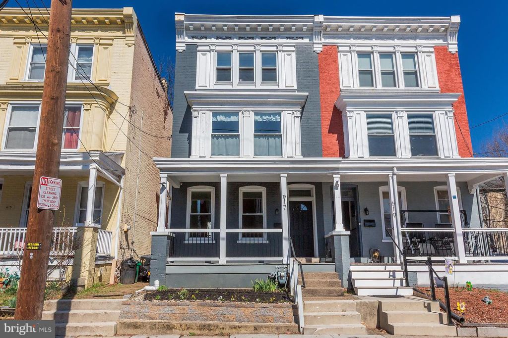 617 E END AVE, Lancaster, PA 17602
