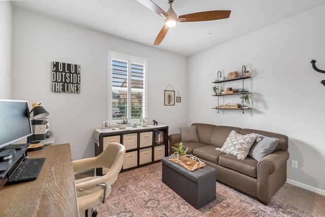 3519 Portals Avenue, Clovis, CA 93619