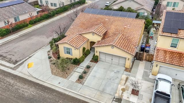 3519 Portals Avenue, Clovis, CA 93619