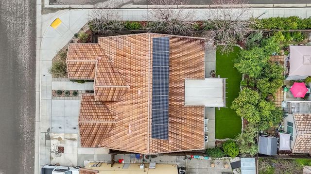 3519 Portals Avenue, Clovis, CA 93619