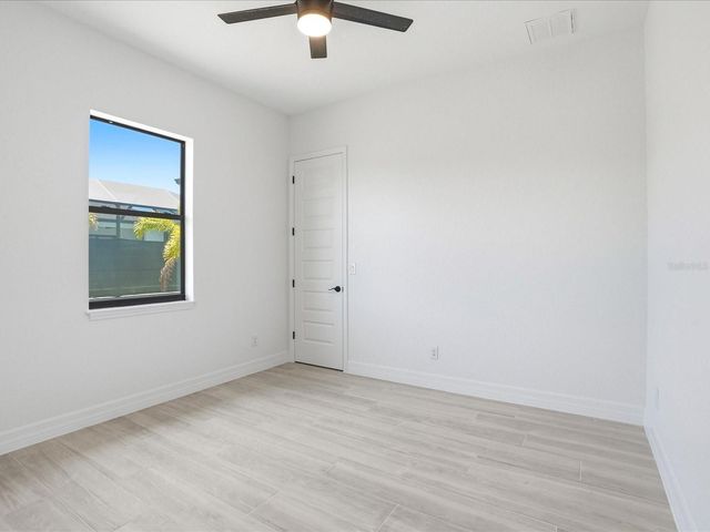 72 TEE VIEW ROAD, Rotonda West, FL 33947