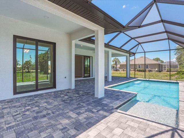 72 TEE VIEW ROAD, Rotonda West, FL 33947