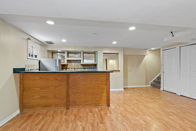 1440 Eliot Trail, Elgin, IL 60120