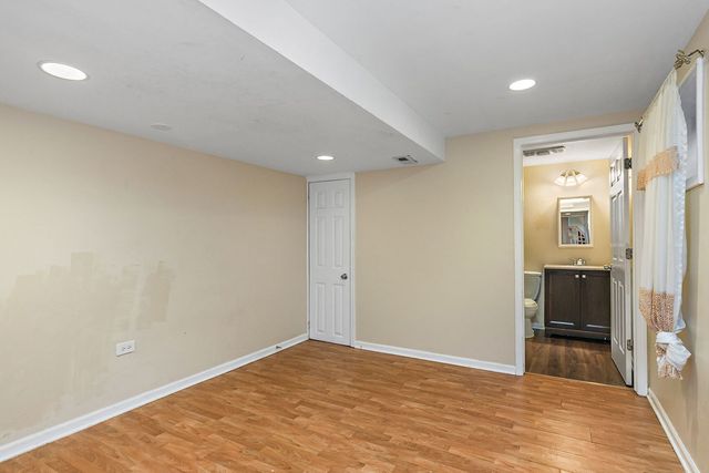 1440 Eliot Trail, Elgin, IL 60120