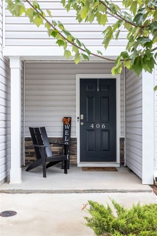 406 Oakmont Valley Trail, Seneca, SC 29678