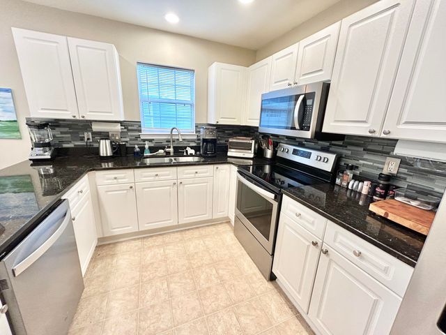 2268 Kings Gate Lane, Mount Pleasant, SC 29466