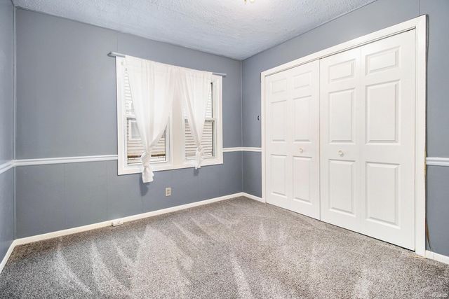 127 E Oakside Street, South Bend, IN 46614