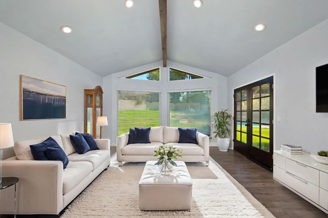 6828 Oakdale Rd, Riverbank, CA 95367