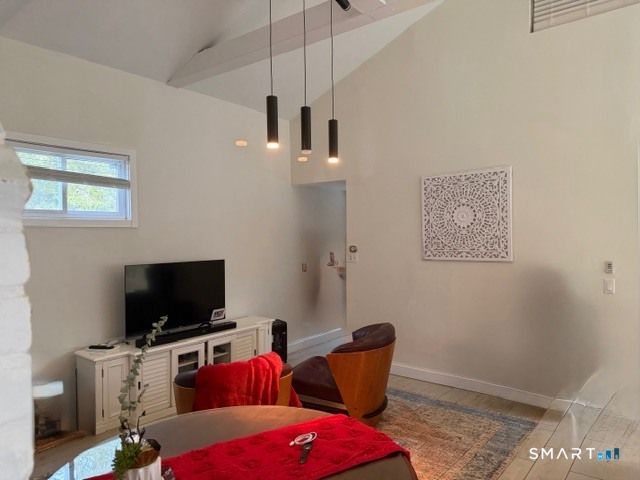 24 North Calvin Road, Weston, CT 06883