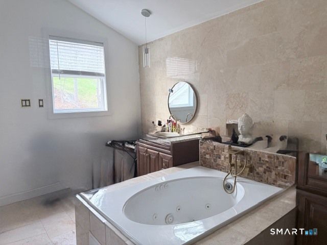 24 North Calvin Road, Weston, CT 06883