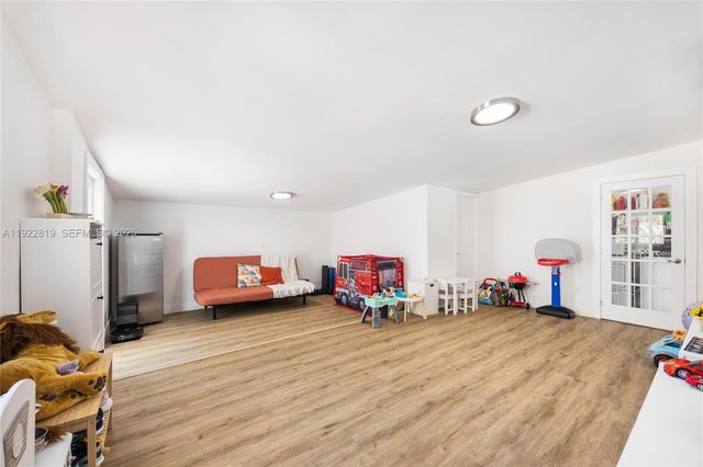 7880 SW 132nd St, Pinecrest, FL 33156