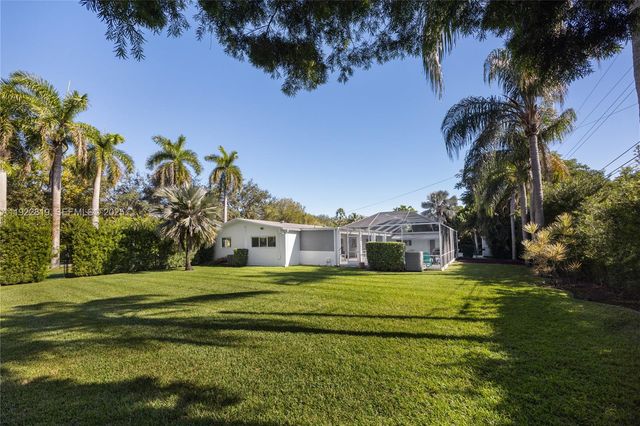 7880 SW 132nd St, Pinecrest, FL 33156