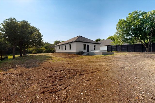 6728 Manitoba Avenue, Dallas, TX 75241