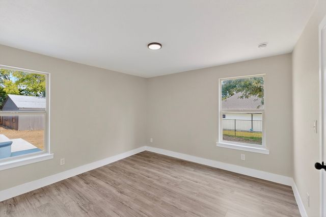6728 Manitoba Avenue, Dallas, TX 75241