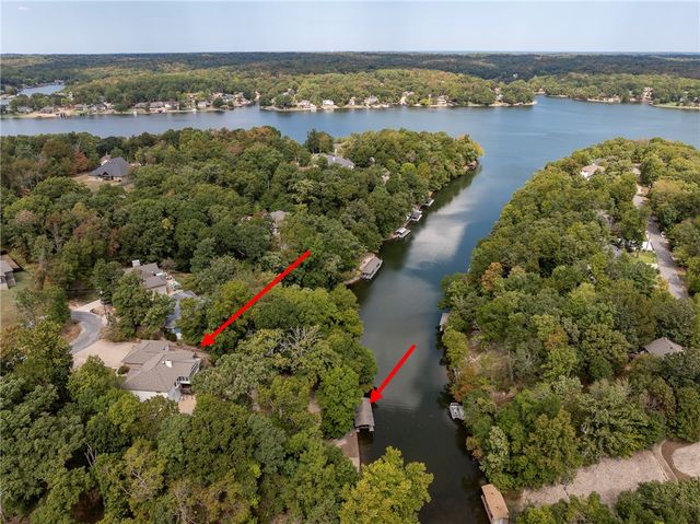 6 Hughes Lane, Bella Vista, AR 72715