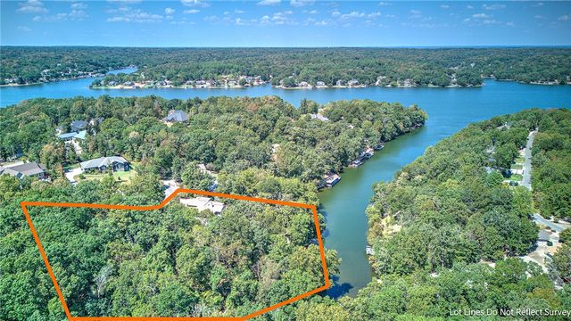 6 Hughes Lane, Bella Vista, AR 72715