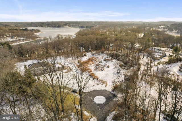 3882 GRADYVILLE RD, Newtown Square, PA 19073